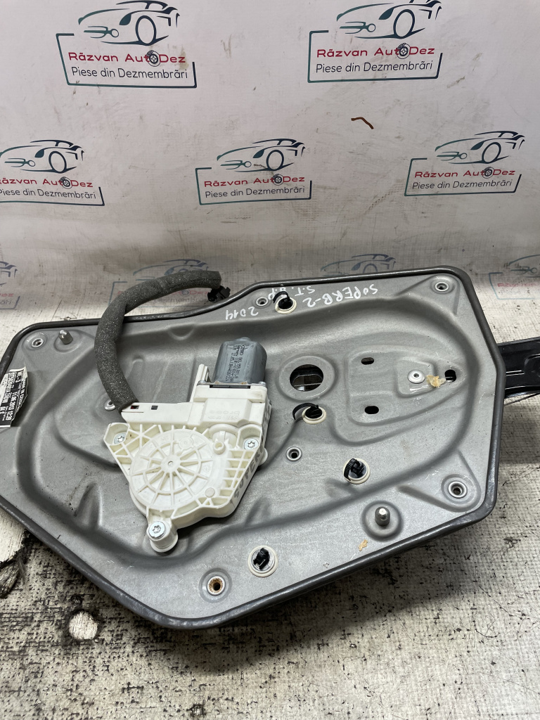Macara geam stânga spate Skoda Superb 2 2014, 3T5839401A