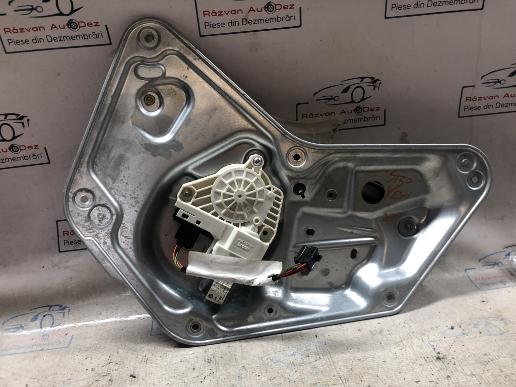 Macara geam stânga spate Skoda Yeti - Motorina 2012, 5L0959811