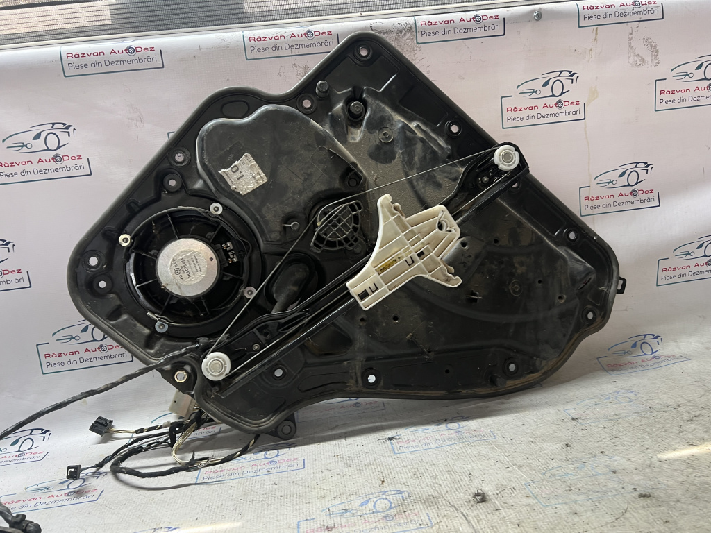 Macara geam stânga spate Volkswagen Golf 6 2009, 5K4839729J
