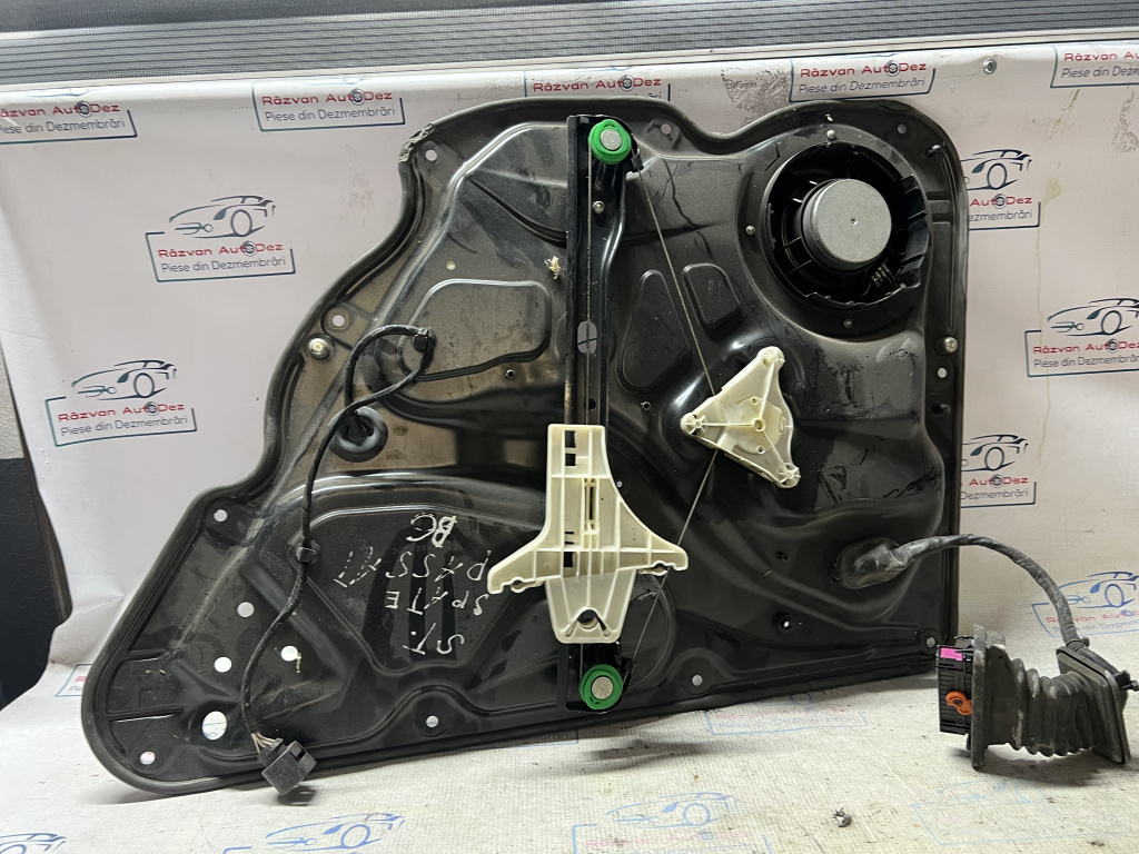 Macara geam stânga spate Volkswagen Passat B6 2006, 3C4839755H