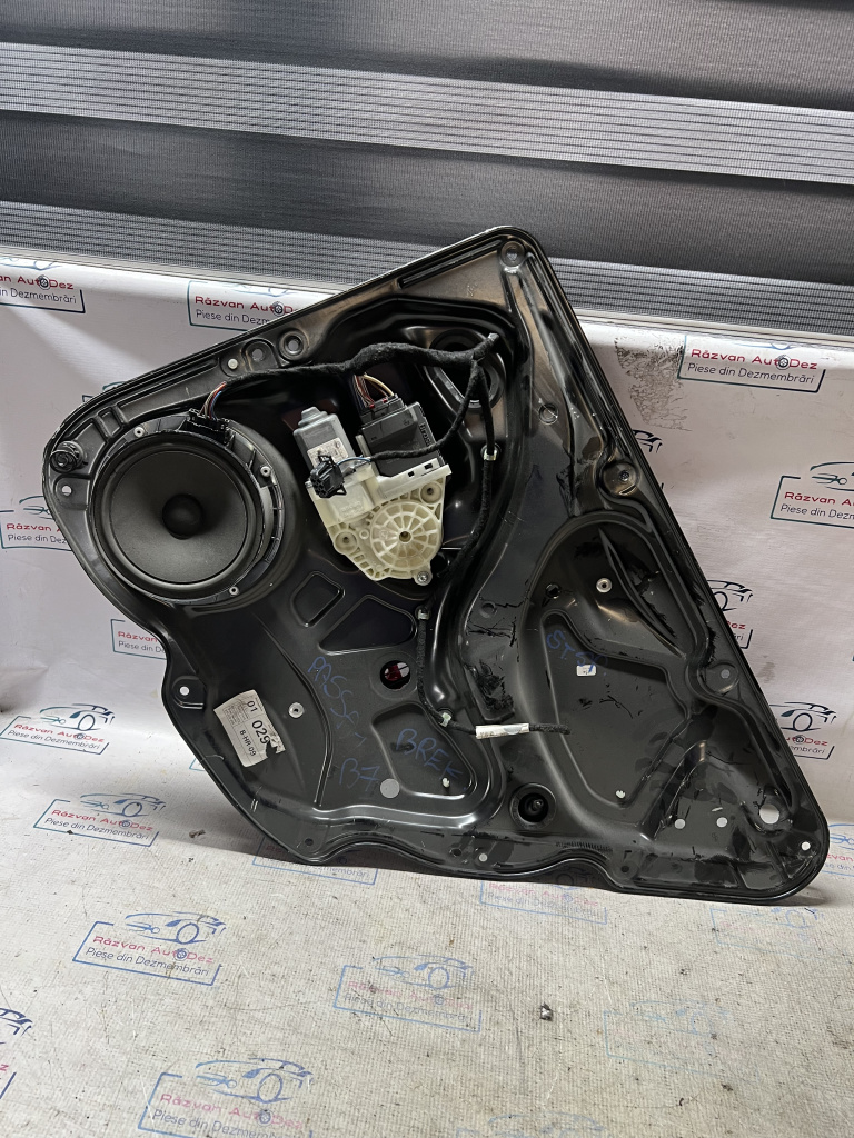 Macara geam stânga spate Volkswagen Passat B7 Break 2012