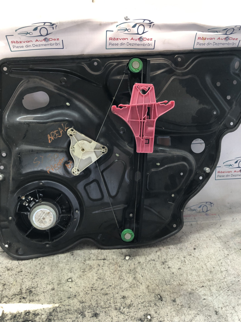Macara geam stânga spate Volkswagen Passat B7 Break 2012