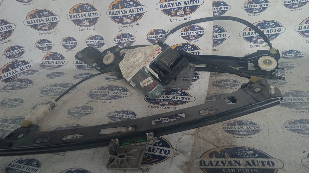 Macara geam stânga spate Volkswagen Passat CC 2010, 3C8837461J