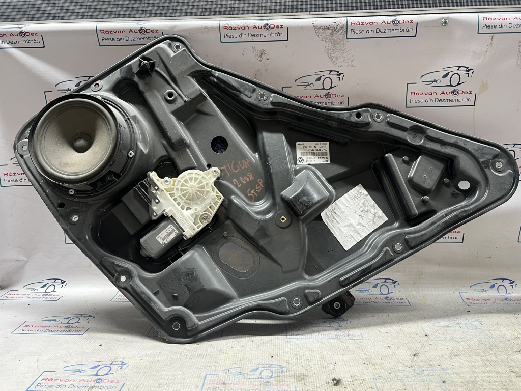 Macara geam stânga spate Volkswagen Tiguan 2008, 5N0839729F