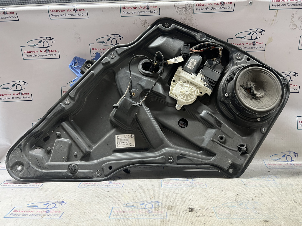Macara geam stânga spate Volkswagen Tiguan 2008, 5N0839729F