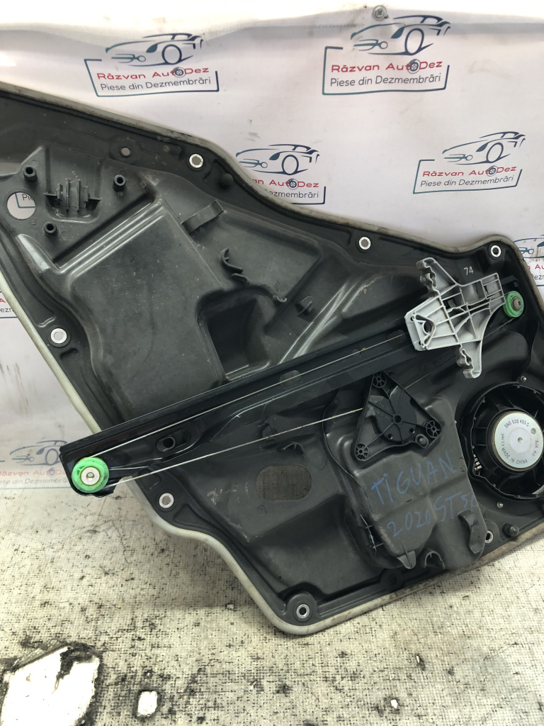 Macara geam stânga spate Volkswagen Tiguan 2020, 5N0839729R