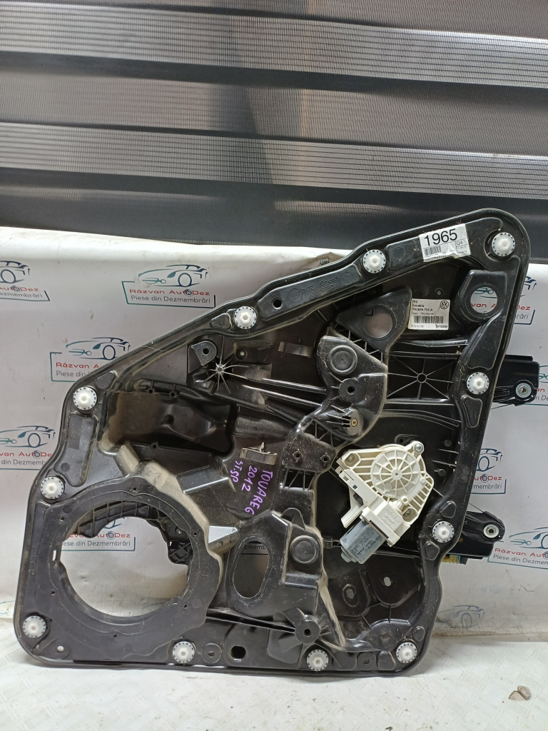 Macara geam stânga spate Volkswagen Touareg - Motorina 2012, 7P6839755A / 8K0959812A