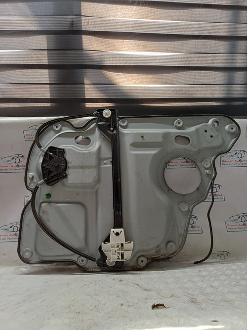 Macara geam stânga spate Volkswagen Touran - Motorina 2012, 1T0839729Q