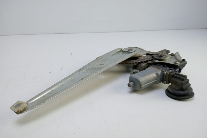 Macara geam stanga 6 pini 8572035140 Toyota Rav 4 3 (XA30) [2005 - 2010]