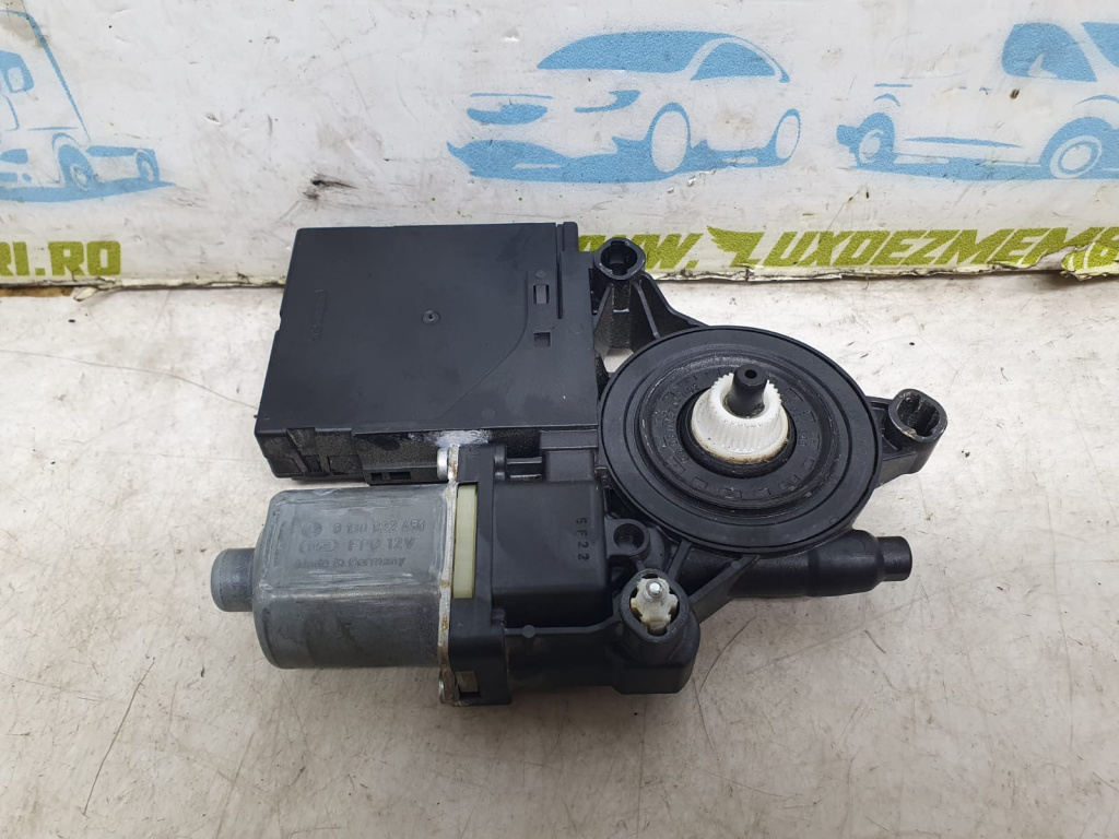 Macara geam stanga fara 3C0959793C Volkswagen VW Passat B7 [2010 - 2015] 1.6 tdi CAYC