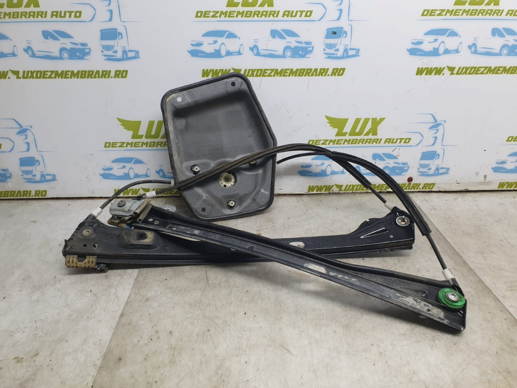 Macara geam stanga fata 1k5837461 Volkswagen VW Golf 5 [2003 - 2009] 2.0 tdi BKD