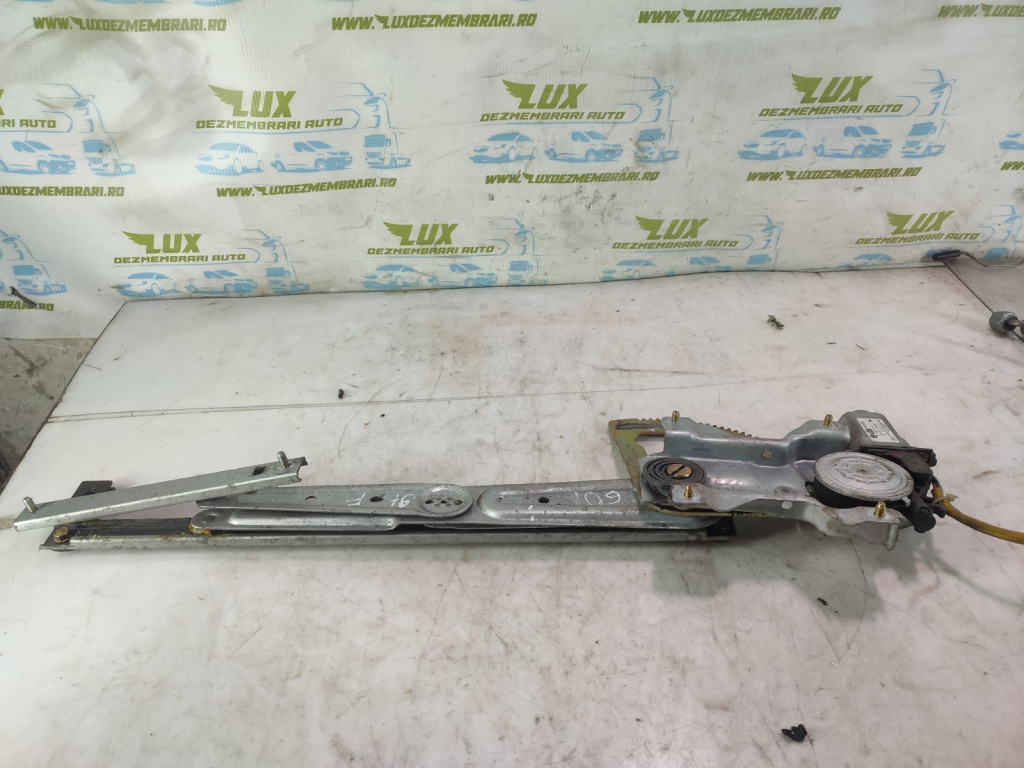 Macara geam stanga fata 82450-3e000 Kia Sorento [2002 - 2006] 2.5 crdi D4CB
