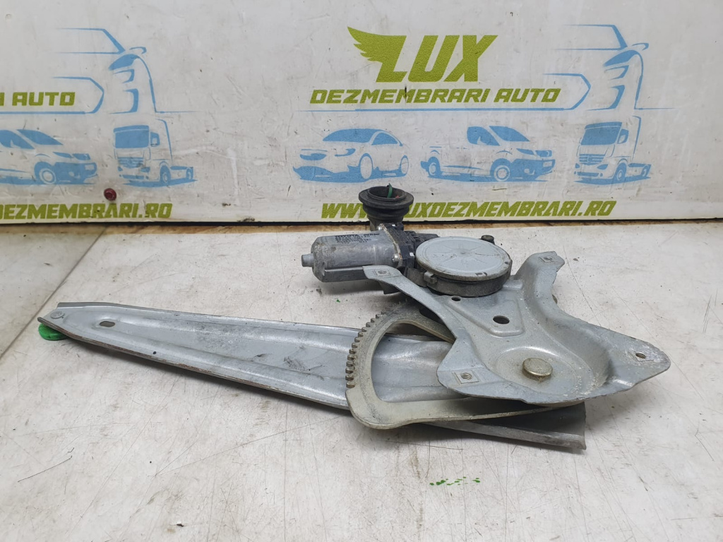Macara geam stanga fata 85720-0d120 Toyota Auris [2006 - 2010]