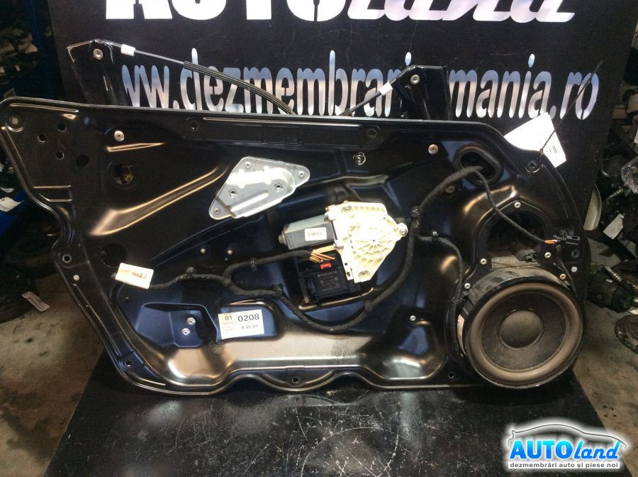 Macara Geam Stanga Fata,cu Motoras Volkswagen PASSAT 3C2 2005