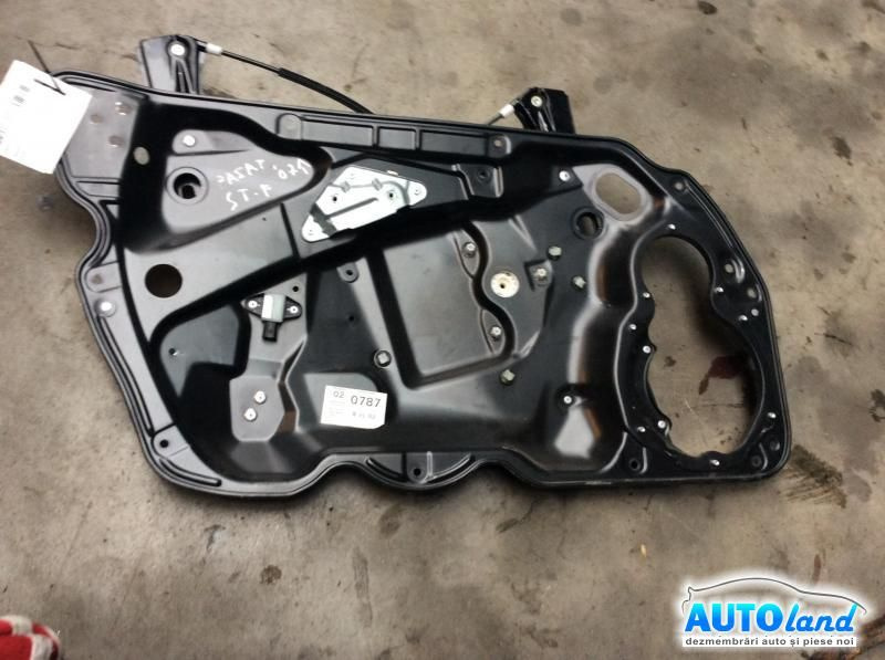 Macara Geam Stanga Fata fara Motoras Volkswagen PASSAT 3C2 2005