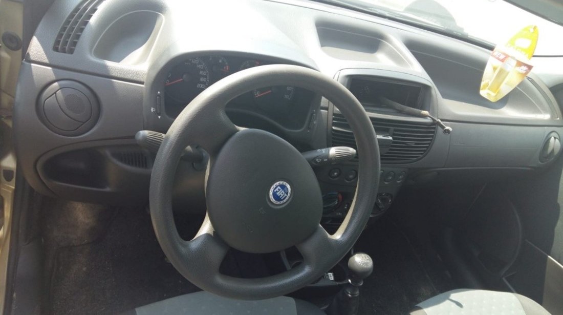 Macara geam stanga fata Fiat Punto 2007 hatckback 1.3i