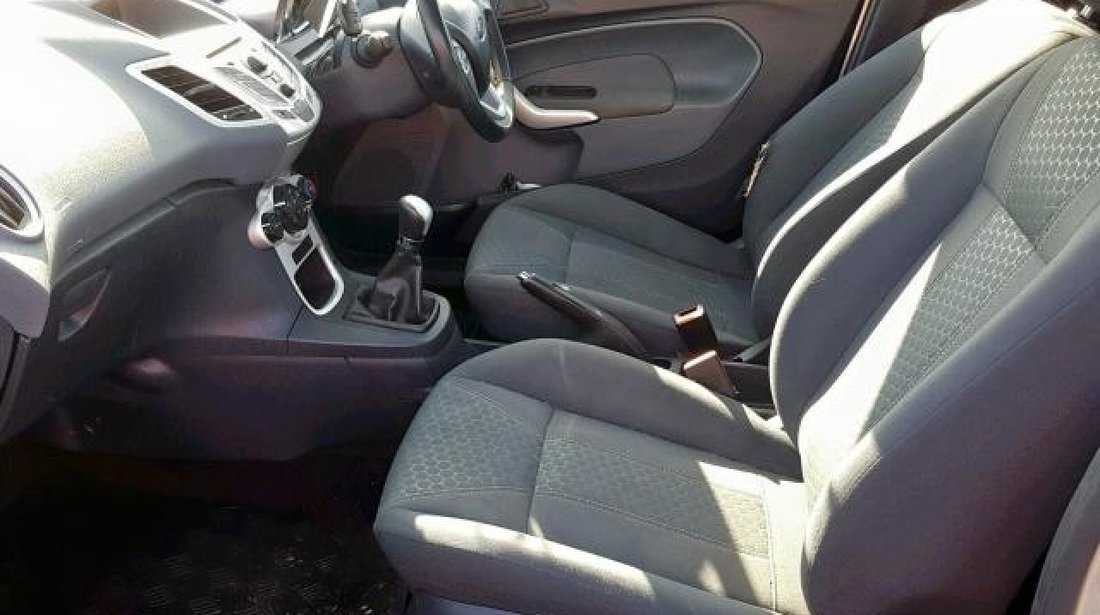Macara geam stanga fata Ford Fiesta Mk6 2010 Coupe 1.25
