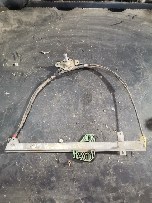 Macara Geam Stanga Fata Ford Ka (Rb) 1996-2008 Manuala