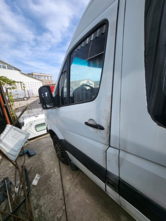 Macara geam stanga fata Mercedes Sprinter 906 2.2 CDI euro 4 an 2008