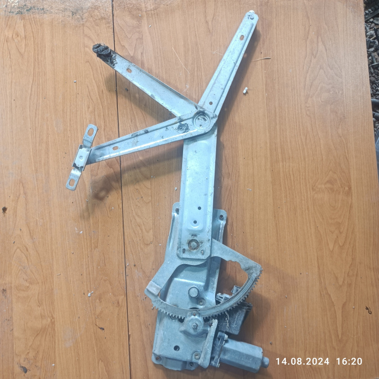 Macara Geam Stanga Fata Opel Tigra A (95) 1994-2000 Electrica
