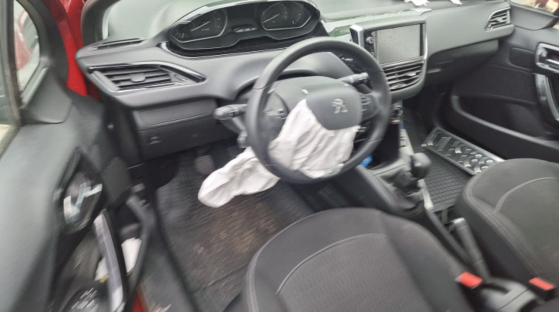 Macara geam stanga fata Peugeot 208 2018 hatchback 1.2 vti HM01 (HMZ)
