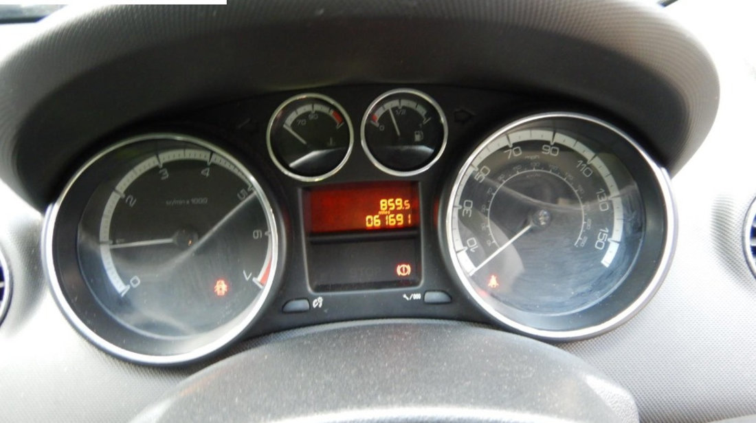 Macara geam stanga fata Peugeot 308 2008 HATCHBACK 1.4 i