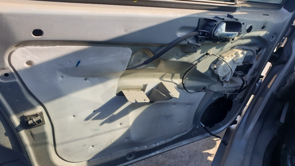 Macara geam stanga fata Peugeot 407 2004 Limuzina 2.0