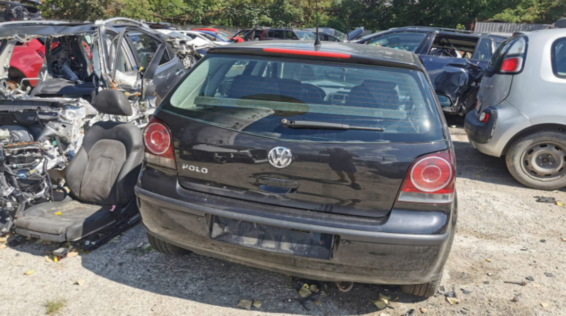 Macara geam stanga fata Volkswagen Polo 9N 2008 HatchBack 1.2 benzina BBM