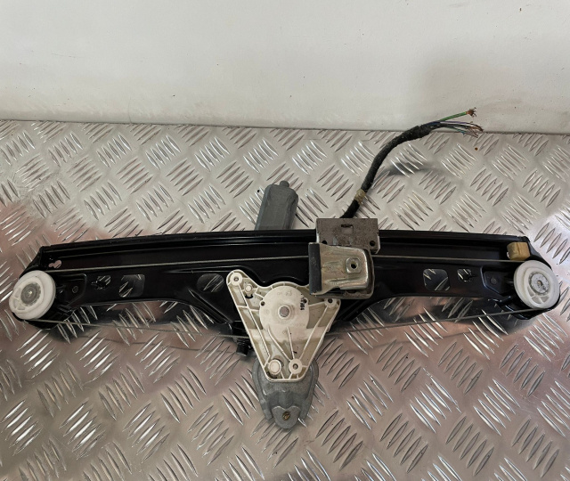 Macara geam stanga spate A2038202942 Mercedes-Benz C-Class W203 [2000 - 2004]