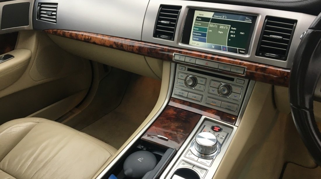 Macara geam stanga spate Jaguar XF 2011 Berlina 3.0D