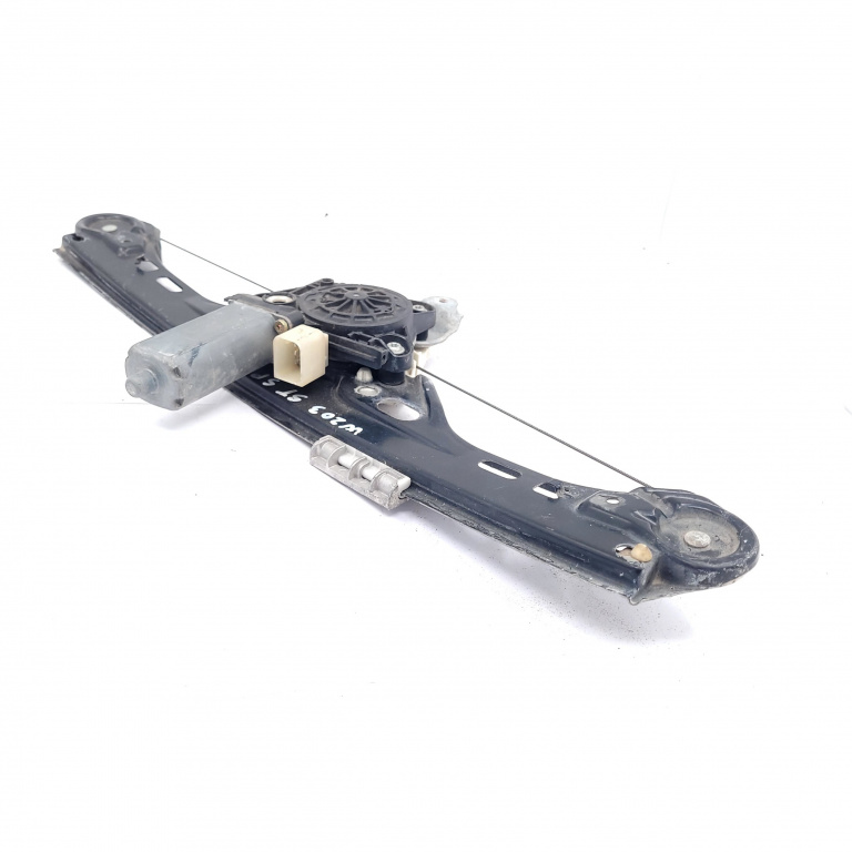 Macara Geam Stanga Spate Mercedes-Benz C-Class (W203) 2000-2007 Electrica A2038202942, A 203 820 29 42, 2038202942, 104048-Xxx, 104 048-Xxx Brose