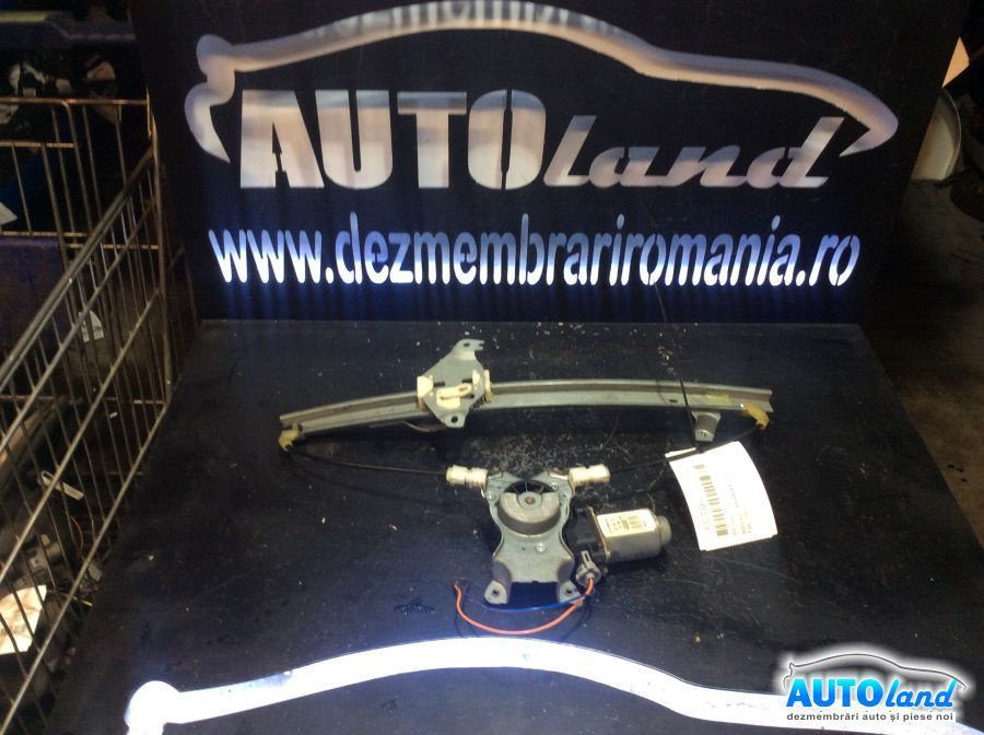 Macara Geam Stanga Spate Nissan PRIMERA P12 2002