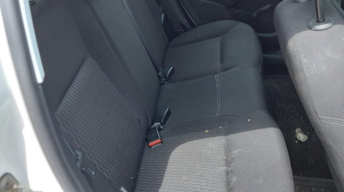 Macara geam stanga spate Peugeot 208 2017 Hatchback 1.6 HDI DV6FE