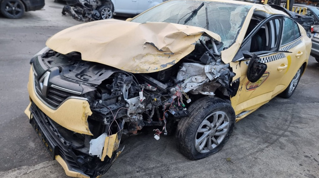 Macara geam stanga spate Renault Megane 4 2017 berlina 1.6 benzina