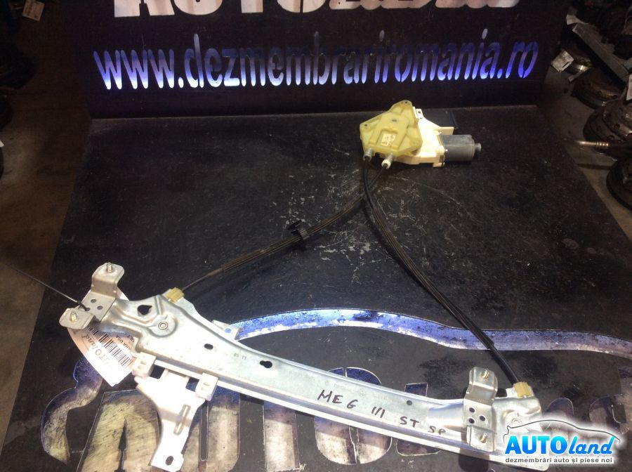 Macara Geam Stanga Spate Renault MEGANE III Hatchback BZ0/1 2008