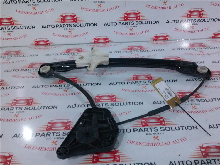 Macara geam stanga spate SKODA RAPID