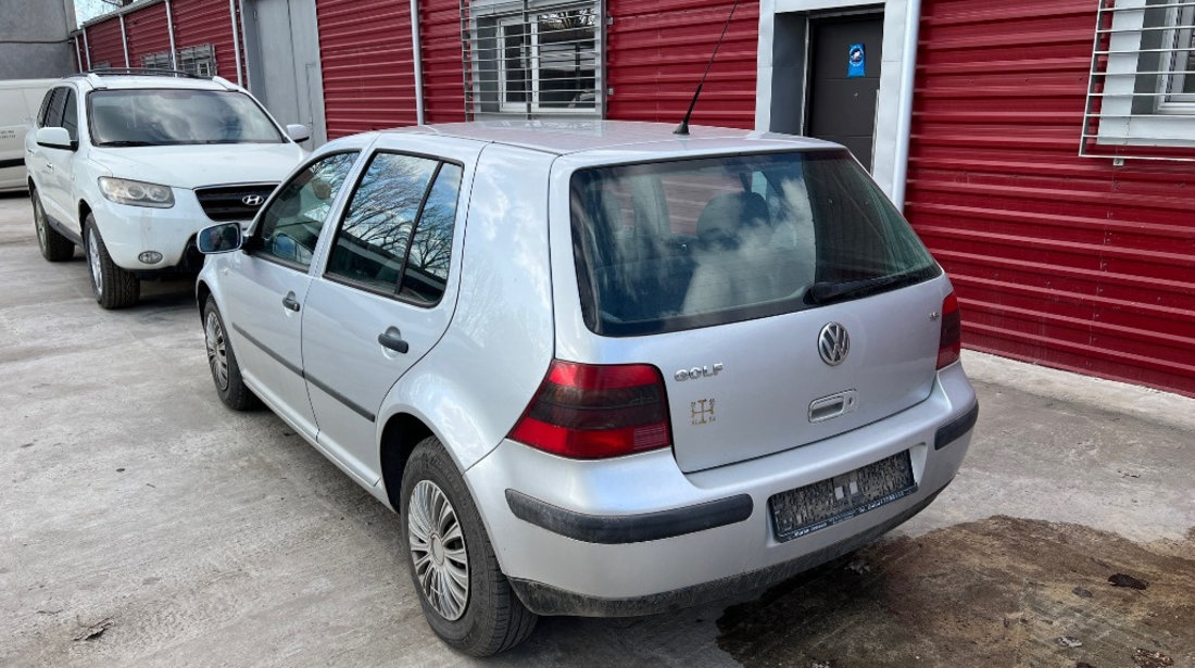 Macara geam stanga spate Volkswagen Golf 4 2001 HATCHBACK 1.6
