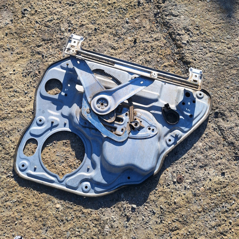 Macara Geam Stanga,spate Volvo V50 (MW) 2004 - 2012 8679082LH, 8679082, 8679082-LH