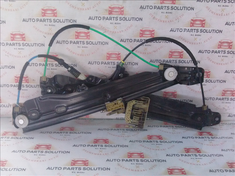 Macara geam usa dreapta fata BMW F 10 2.0 D an fabr. 2011