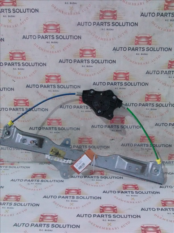 Macara geam usa dreapta fata OPEL CORSA D
