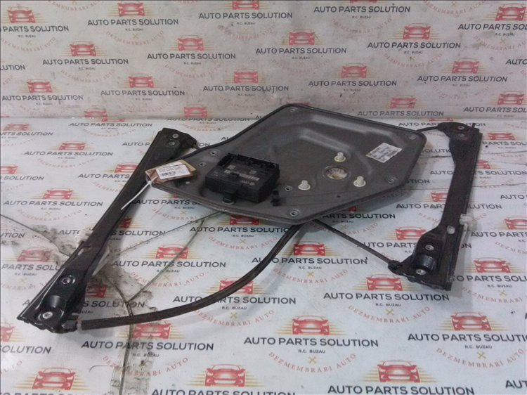 Macara geam usa dreapta fata SKODA SUPERB 2011