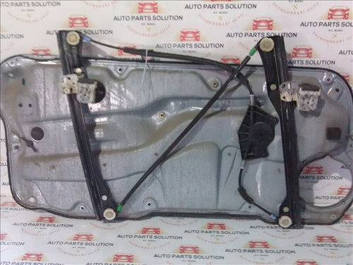 Macara geam usa dreapta fata VW GOLF 4 , 2 USI