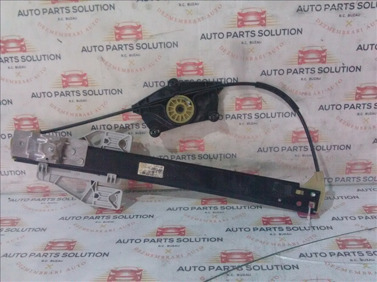 Macara geam usa dreapta spate AUDI A4 1.8 TFSI an fabr. 2011