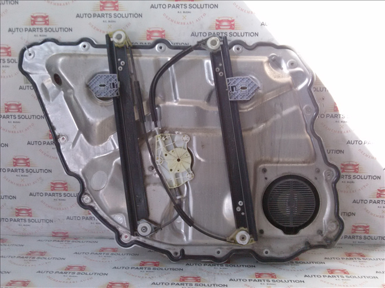 Macara geam usa dreapta spate AUDI A8 an fabr. 2006