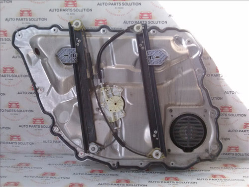 Macara geam usa dreapta spate AUDI A8 an fabr. 2006
