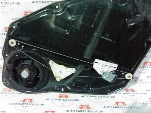 Macara geam usa dreapta spate MB. ML 3.0 DIESEL an fabr.2008