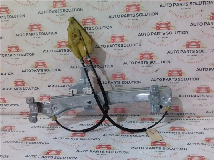 Macara geam usa dreapta spate RENAULT FLUENCE 1.5 DCI an fabr. 2010