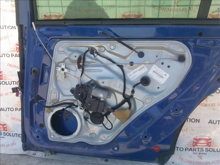 Macara geam usa dreapta spate SKODA SUPERB an fabr. 2006