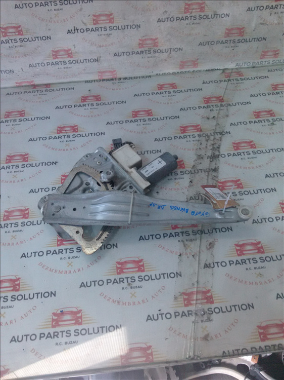 Macara geam usa dreapta spate TOYOTA AVENSIS 2.2 D an fabr. 2007
