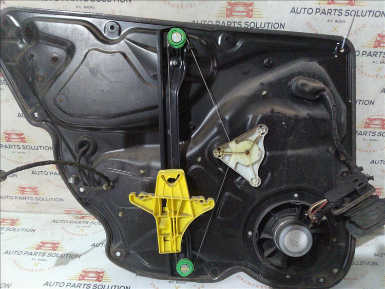 Macara geam usa dreapta spate VOLKSWAGEN PASSAT B6